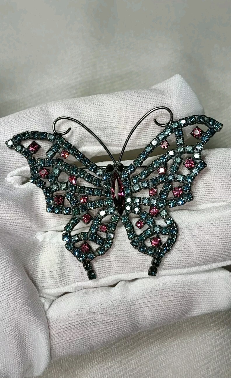 Vintage Dorothy Bauer Gunmetal Pink Blue Crystal Butterfly Pin Brooch