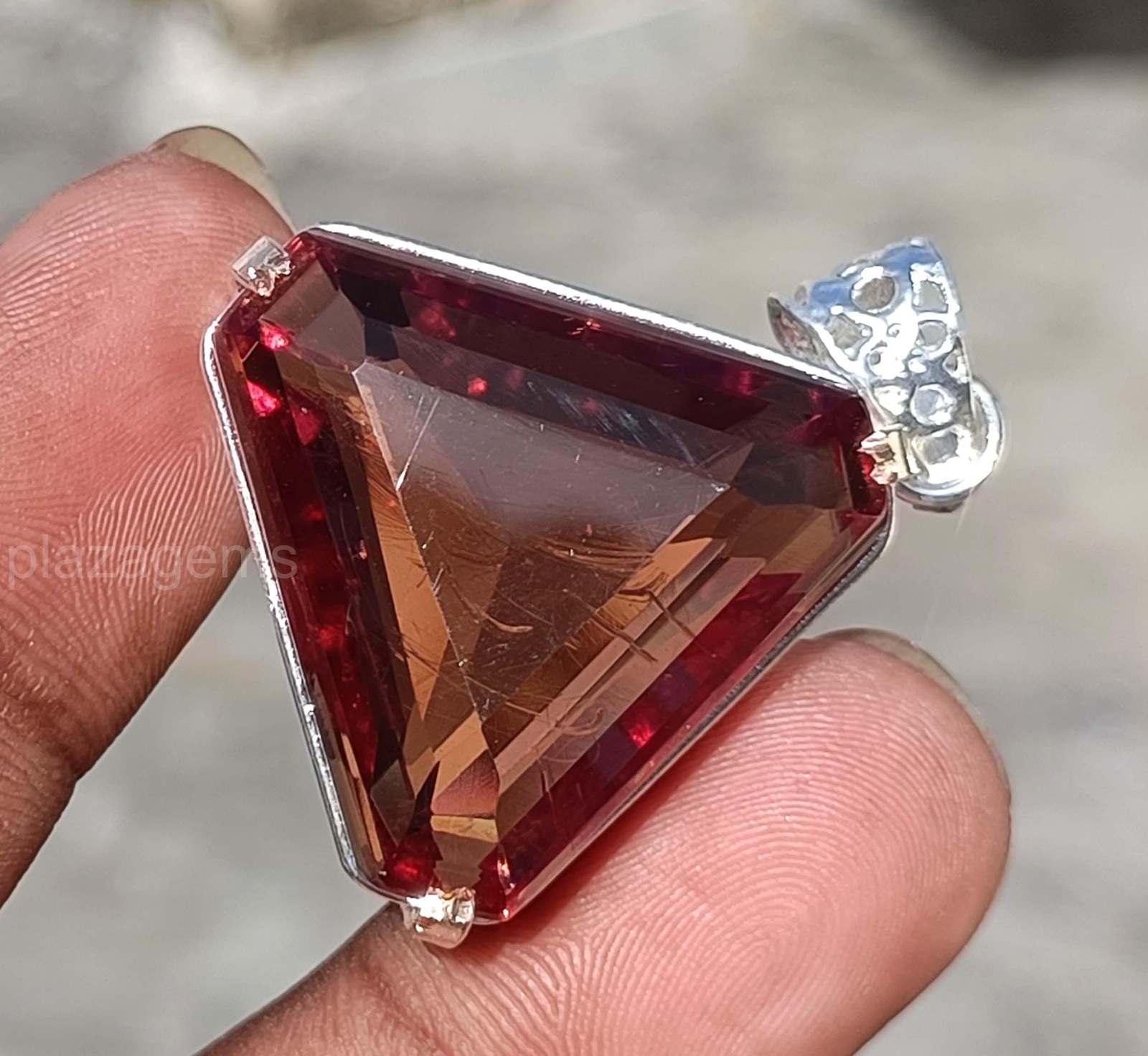 89.70 Ct Color-Change Alexandrite Pendant | Fancy Cut 39x29mm + 925 Chain 5SDR