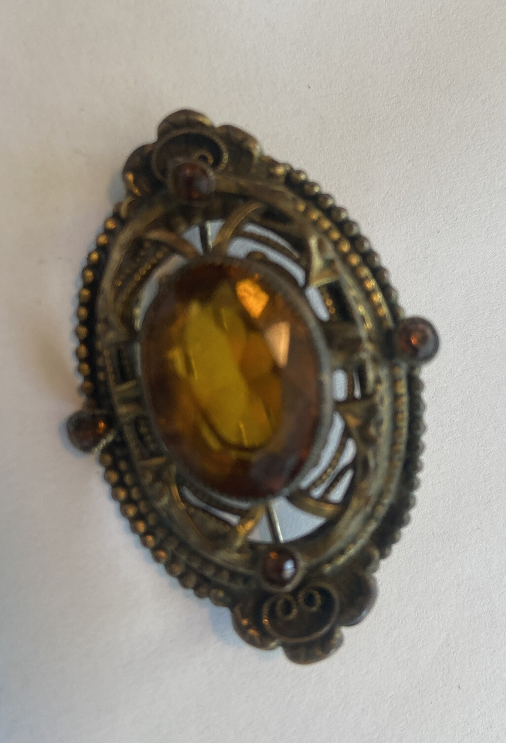 ANTIQUE VINTAGE ART DECO TOPAZ GLASS JEWELED BROOCH PIN almost 2″