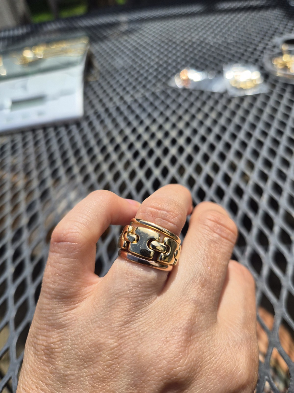 Vintage 14k Articulated Chain Ring