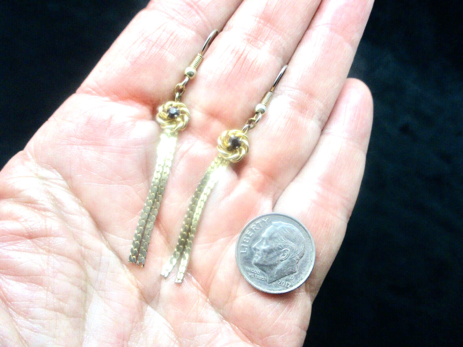 Vintage 1980’s Gold Tone Double “S” Chain Dangle w/Purple Stone