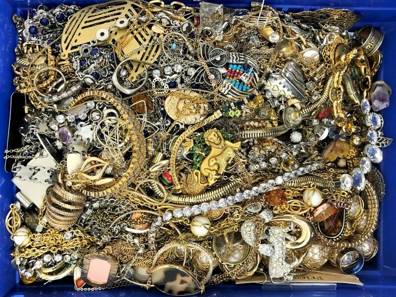 3 Lbs Pounds Unsorted Huge Lot Jewelry Vintage Now Junk Art Craft Treasure Fun