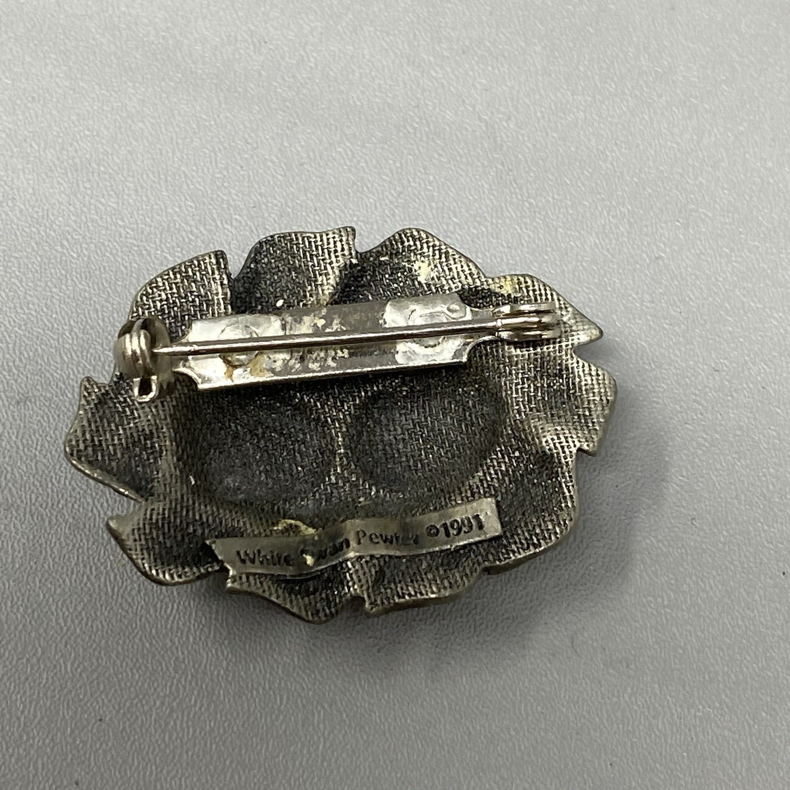 White Swan VTG Pewter Brooch Pin Double Rose Leaf Stacked Edge Silver Tone 1991