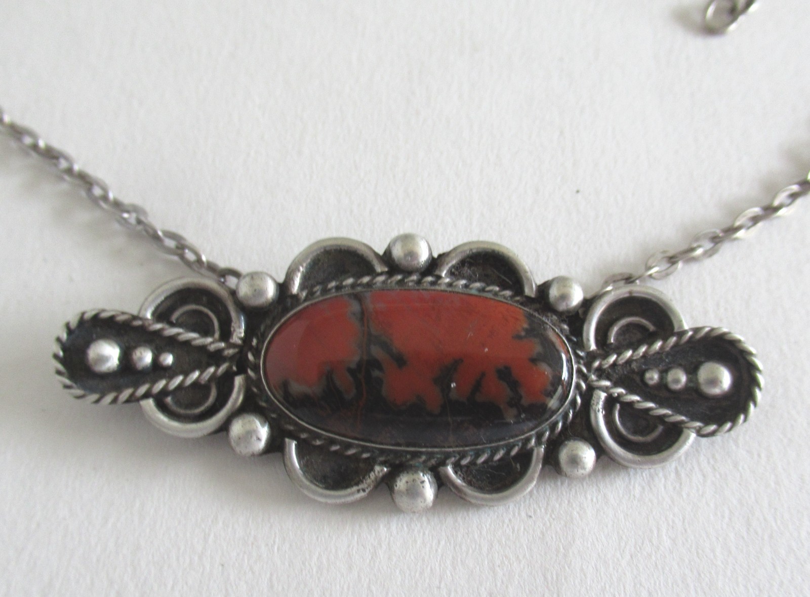 2 3/8 INCHES VINTAGE NAVAJO STERLING PETRIFIED WOOD PENDANT NECKLACE BROOCH