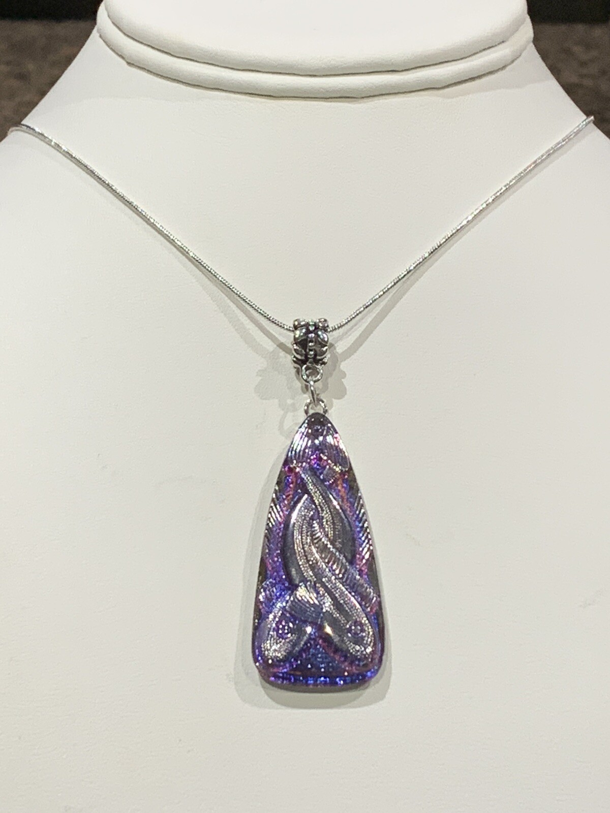 RARE-ANTIQUE EGYPT REVIVAL VIOLET/BLUE FLASH CZECH GLASS SERPENT NECKLACE.s-NEW
