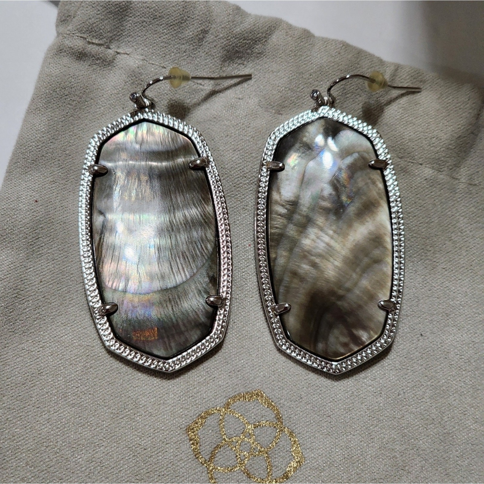 Kendra Scott Black MOP Mother of Pearl? and Silver Rhodium Danielle Earrings