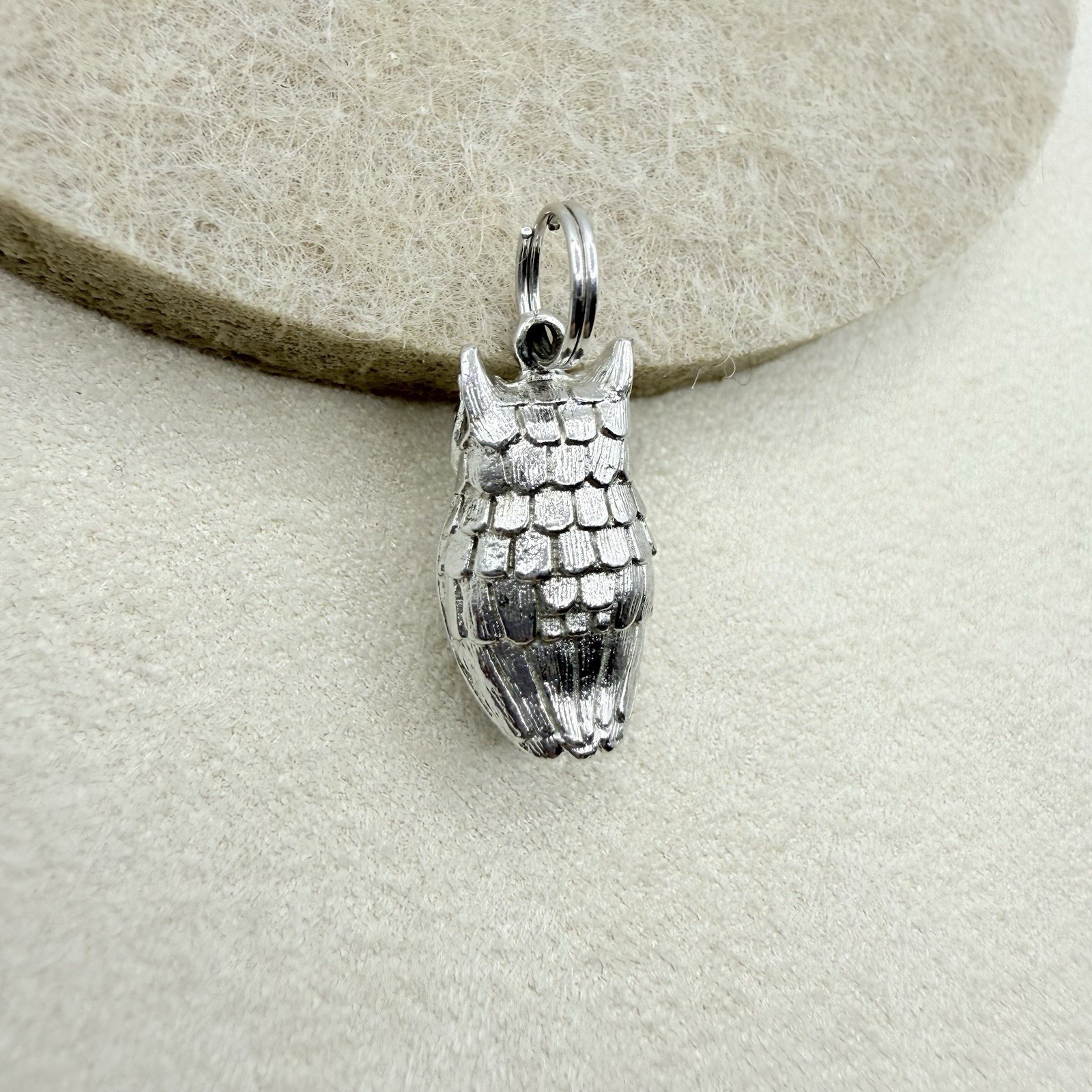 Vintage Silver Tone Owl Animal Dangle Drop Charm Pendant Jewelry Accessory