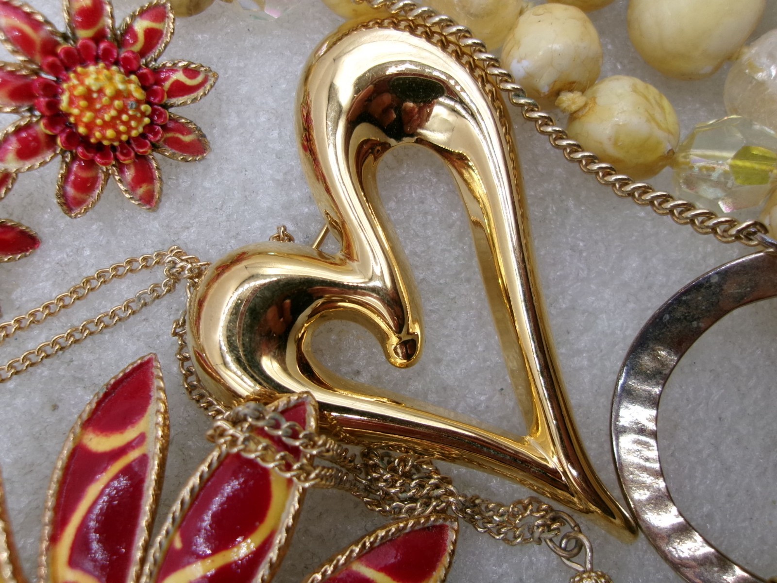 Vintage & Mod Estate Costume Jewelry Lot~AVON~KENDRA~MONET~COROCRAFT~PD~MAJORICA