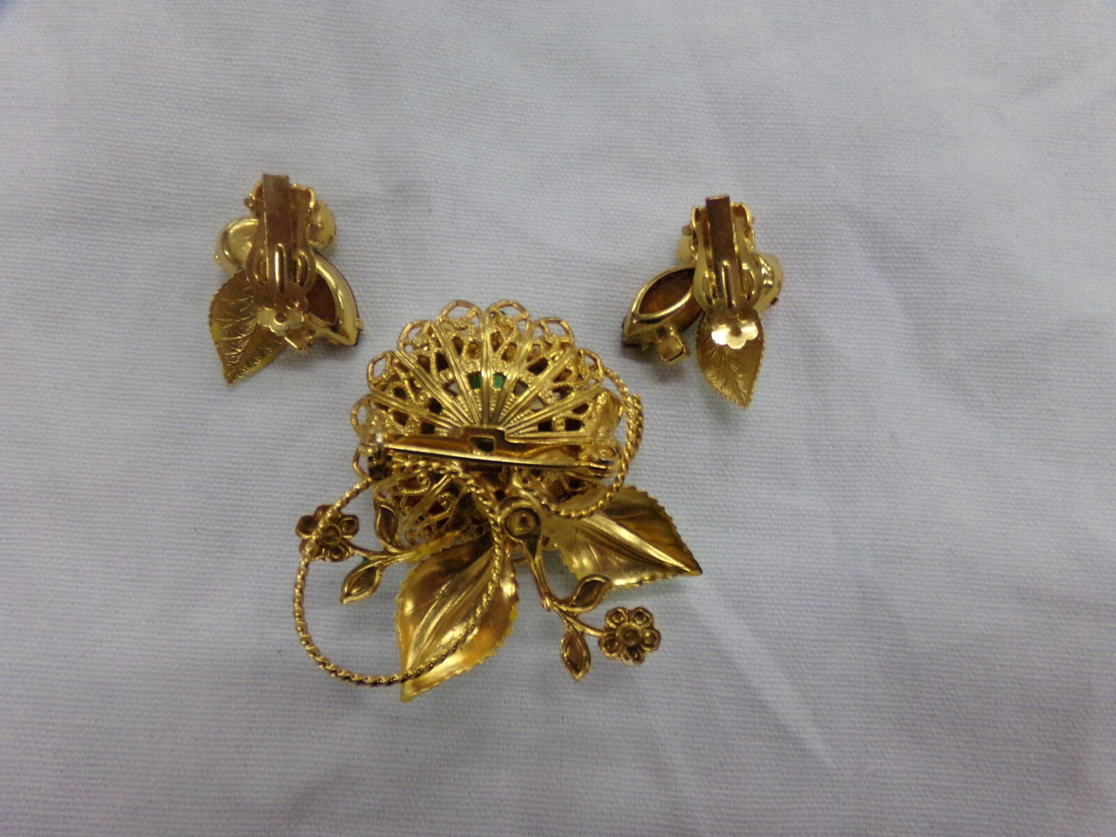 Vintage Women’s Brooch & Clip-On Earring Set w/ Faceted Rhinestones & Enamel