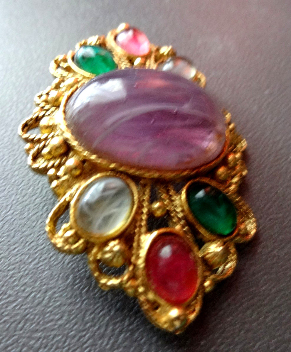 Vtg Gripoix Poured Slag Glass Mogul Multicolor Rhyinestone Jeweled Brooch