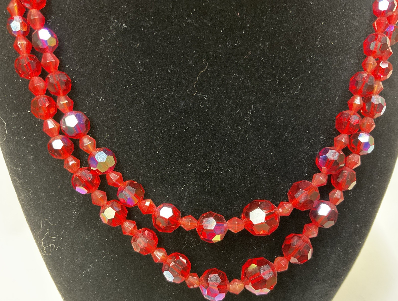 VTG 2-strand iridescent AB red crystal beaded graduated choker necklace