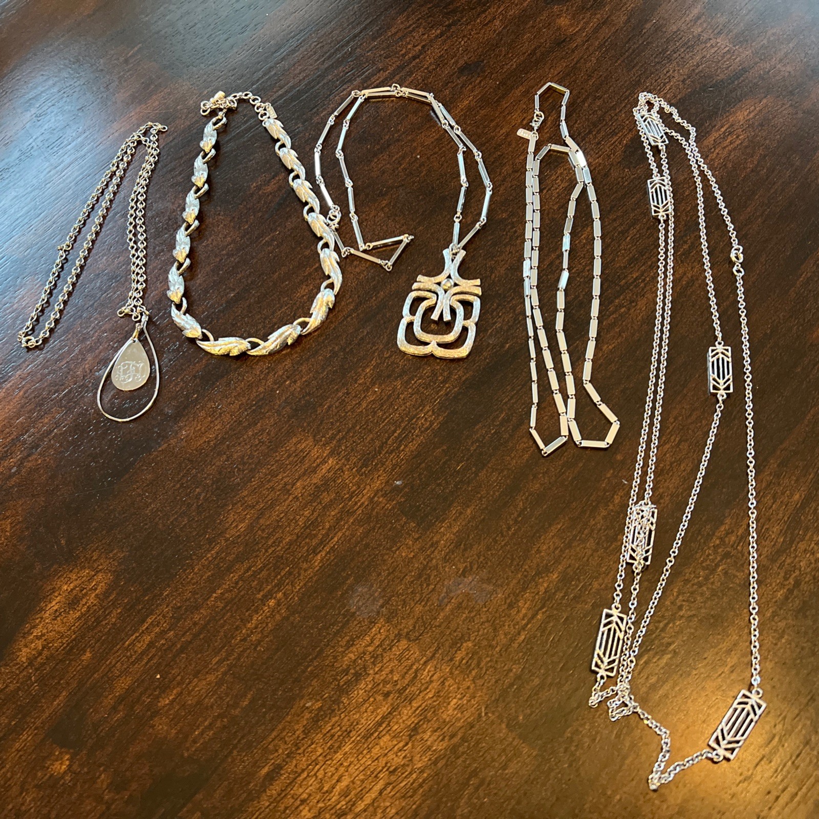 5 DIFFERENT VINTAGE SILVER TONE Estate NECKLACES