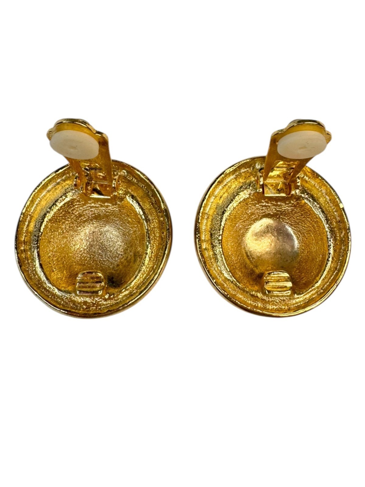 off white navy blue enamel gold tone heavy 90s clip on earrings
