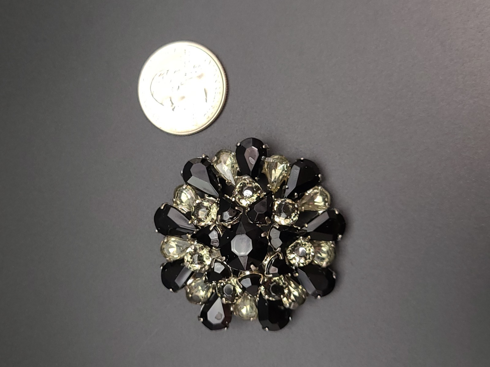 Vintage Juliana Style Black Rhinestone Brooch 1.75″ Unsigned