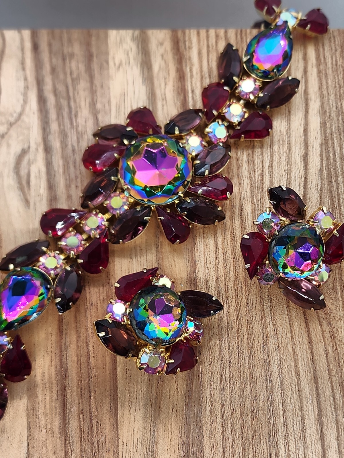 Vintage Juliana Amethyst Red Watermelon Vitrail AB Demi Parure Bracelet Earrings