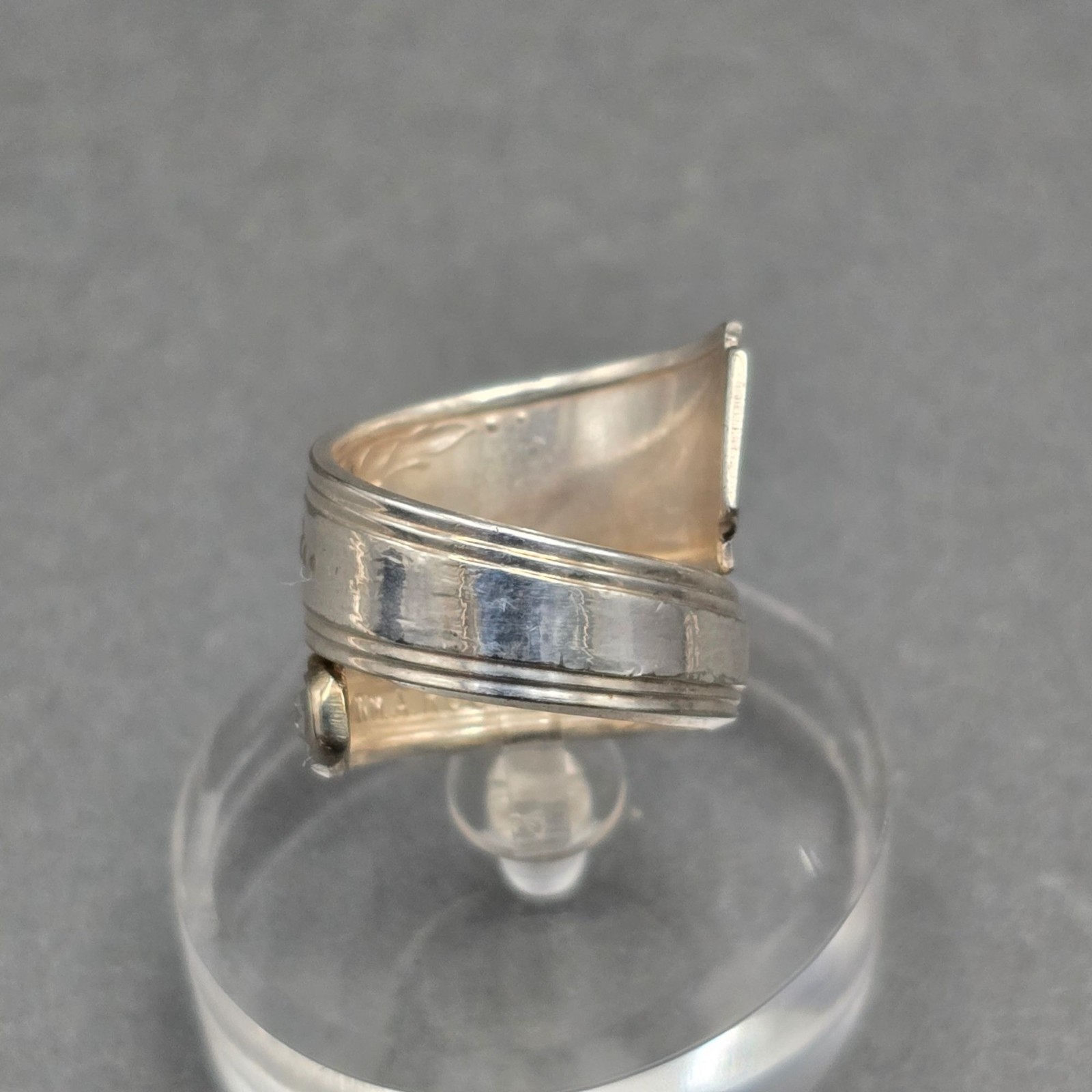 Vintage Oneida Silverplate Spoon Ring Size 6 Ornate Upcycled Statement Jewelry