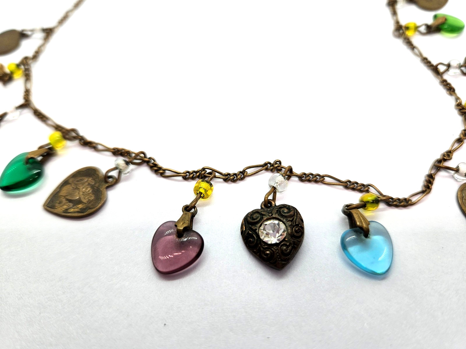Vintage GLASS WORKS STUDIO Brass Multi Color Glass Heart Necklace 16″