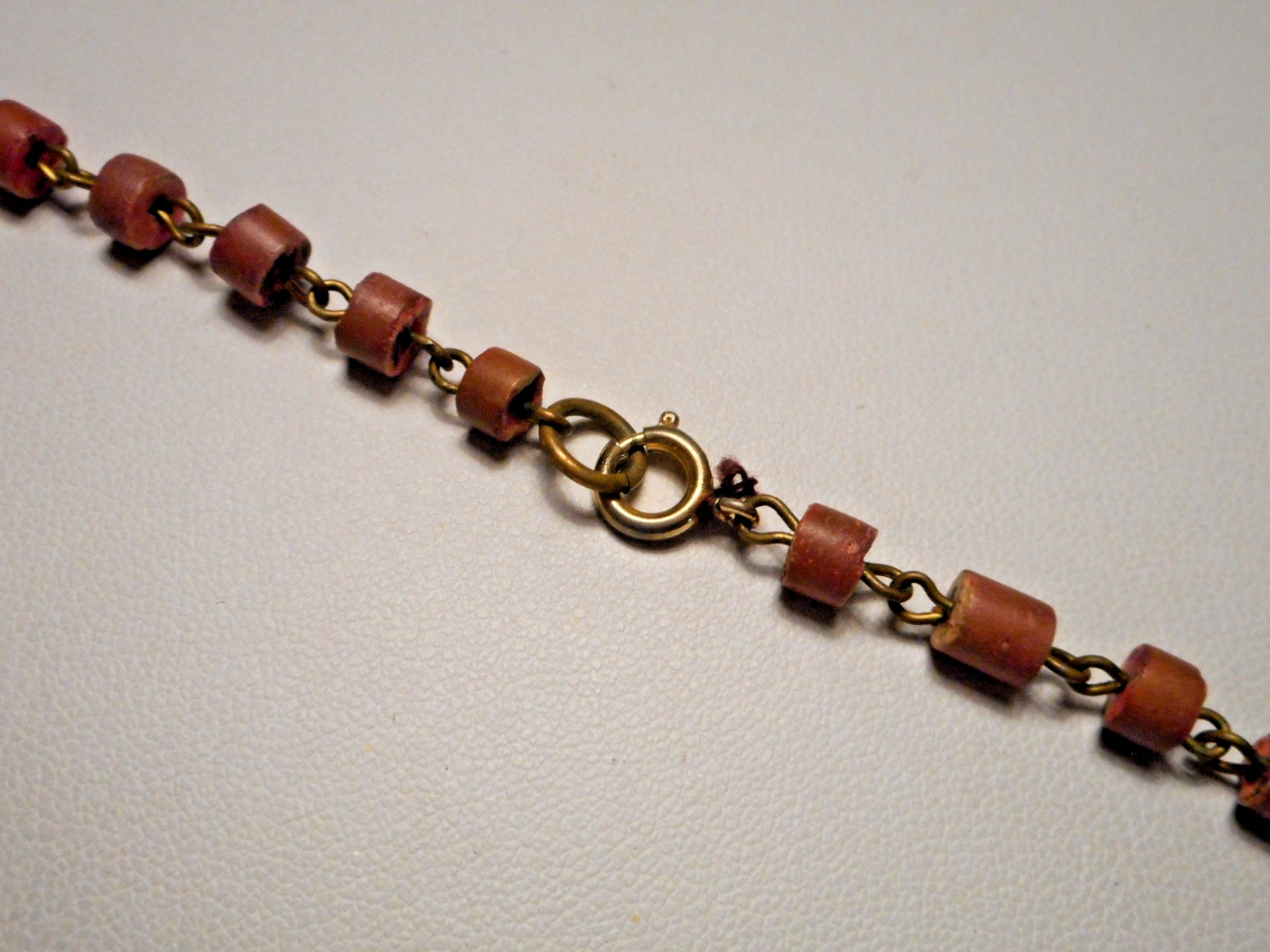 1970s Alva Museum Replicas Tiger’s Eye Stone Bead Necklace w Smiling Sun Pendant
