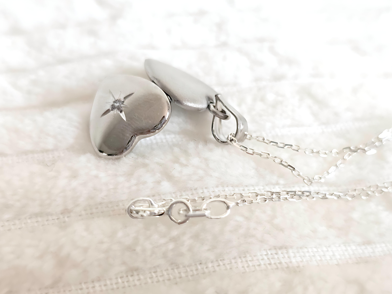 925 Sterling Silver Tiny Dainty 1/2 inch Diamond Heart Locket Pendant Necklace