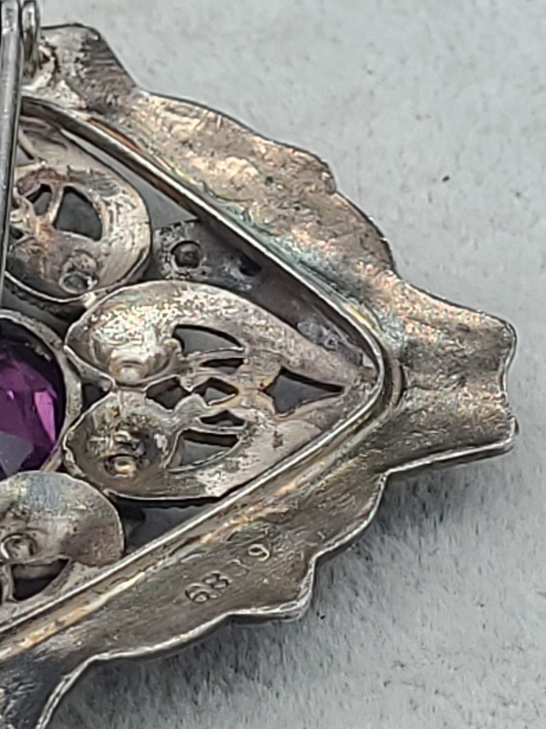 Vintage C-Clasp Art Deco Style Brooch Unknown Metal & Glass Stones Stamped 6839