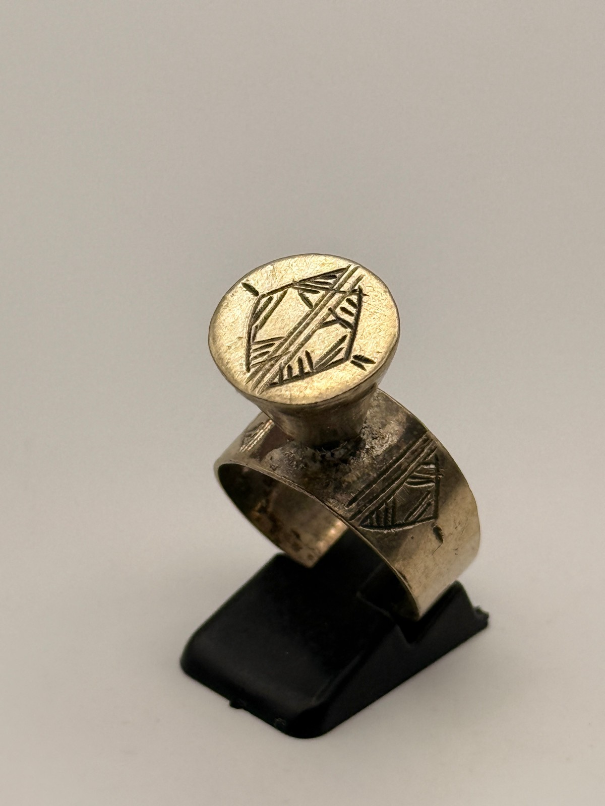 Rare Amazigh Berber Handmade Antique Ring – Authentic Moroccan Tuareg Jewelry!