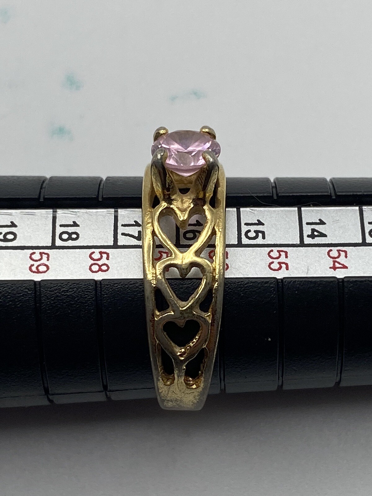 Heart Ring Vintage 18kt GE Pink Stone