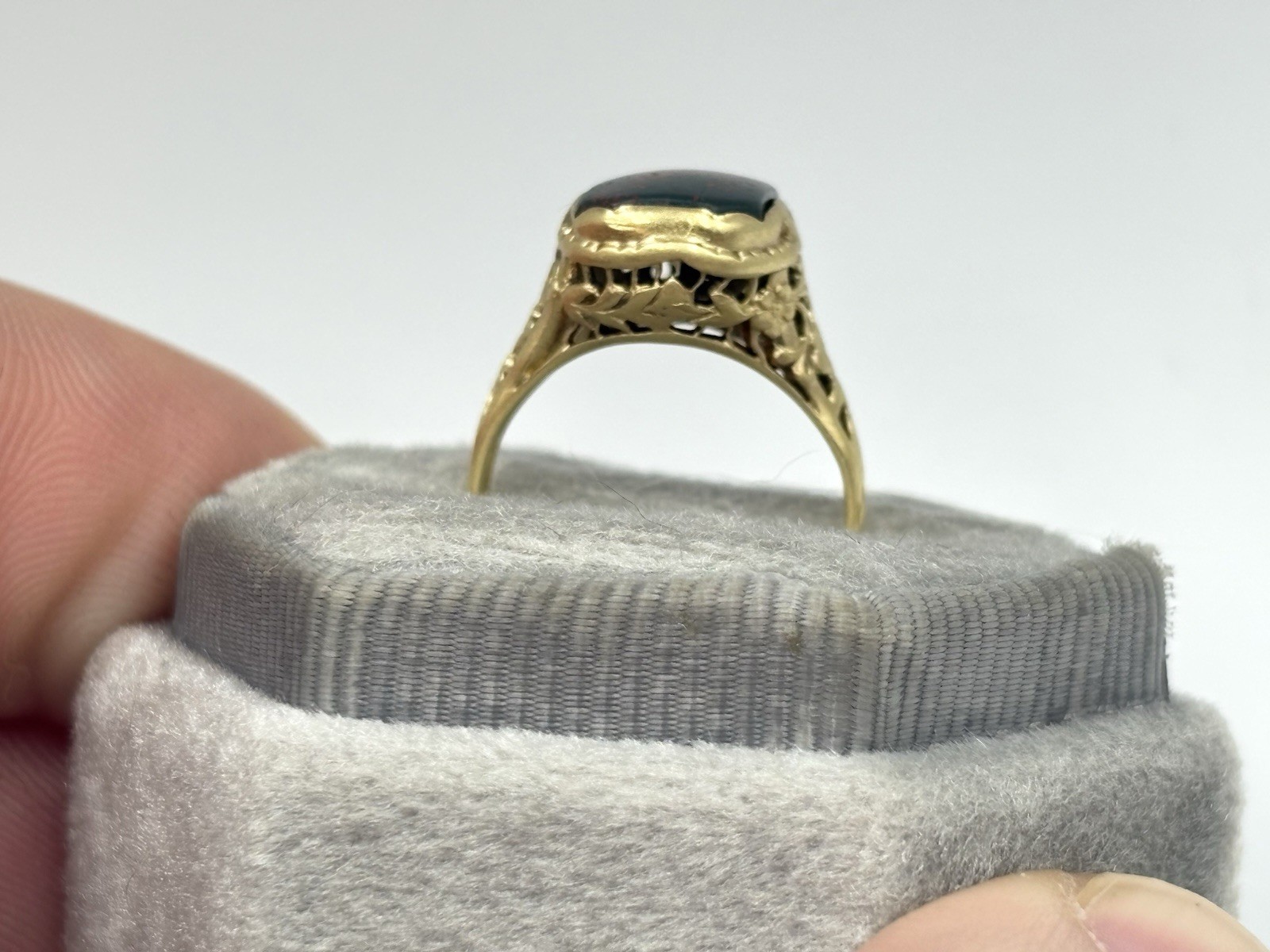 Antique Art Deco 14k Gold Filigree Bloodstone Ring Vintage
