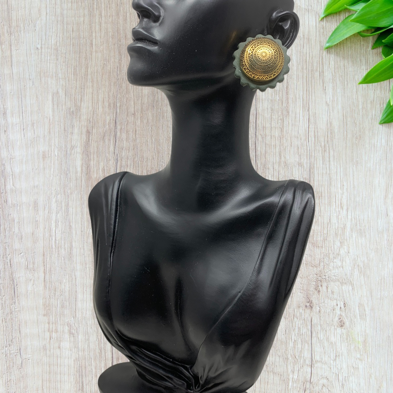 Vintage 1980’s Gold Domed Byzantine Green Cork Earrings Clip On Bohemian Morocco