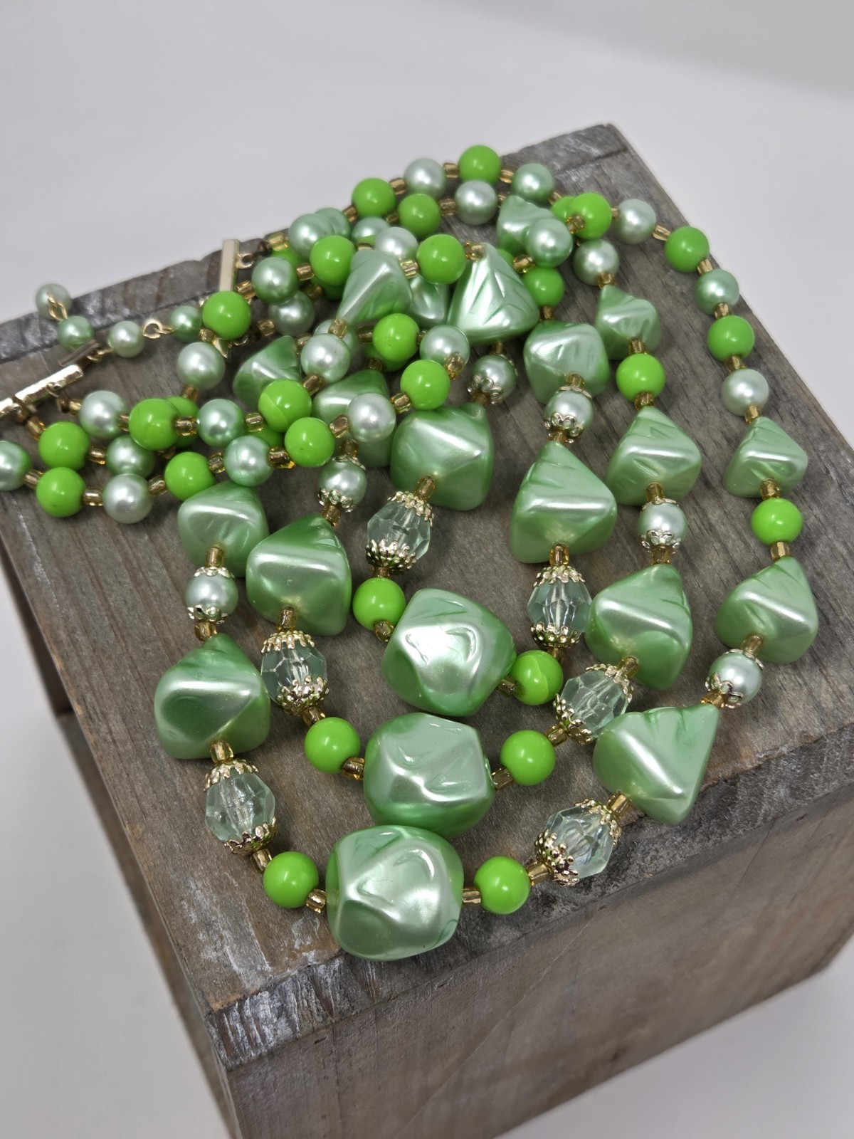Sea Foam & Lime Green Triple Strand Beaded Necklace Vintage Faux Pearl 15 – 17″