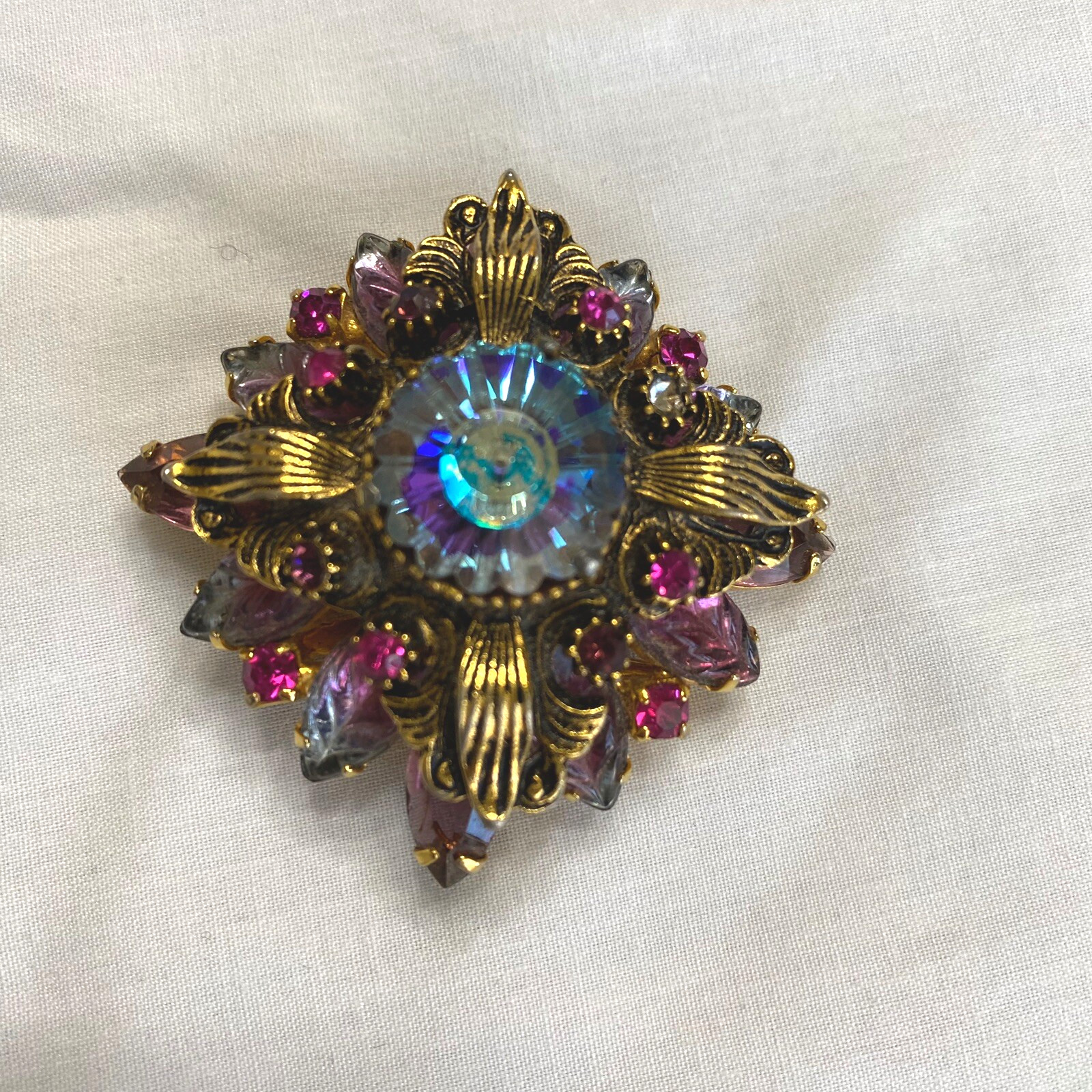 Vtg Brooch Pink Purple Domed Heliotrope Molded Glass Leaves Pin Estate Fashion