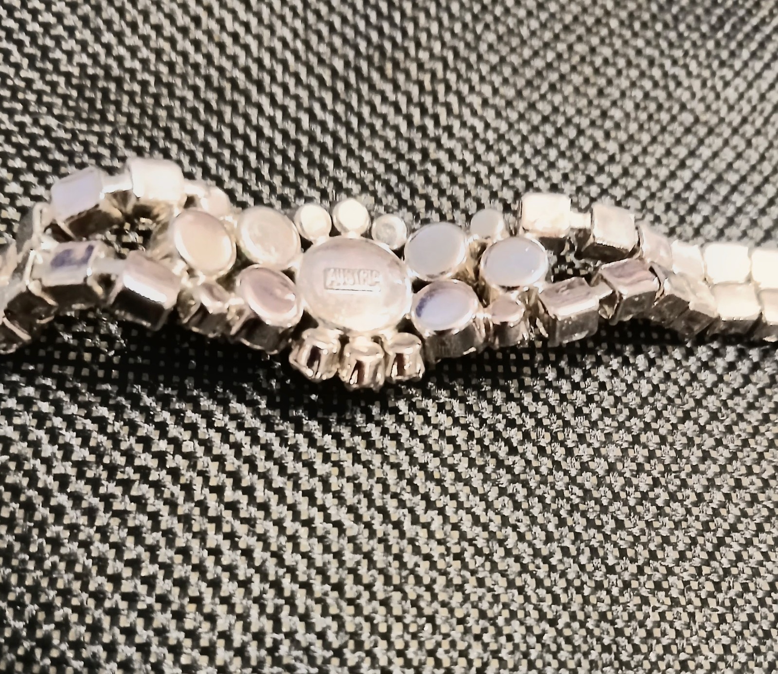 Vintage Austria 2-Layer Crystal Bracelet Bright Clear Crystals Signed Austria 7″