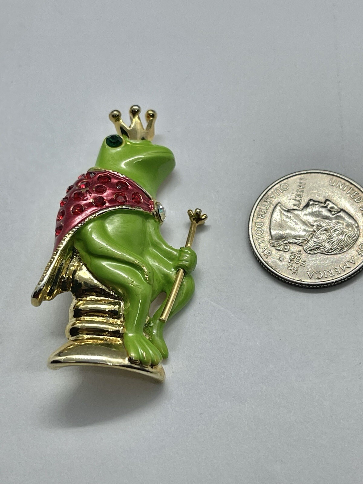Vintage Whimsical Enamel Frog Prince Blue Eyes & Rhinestone Cape Brooch