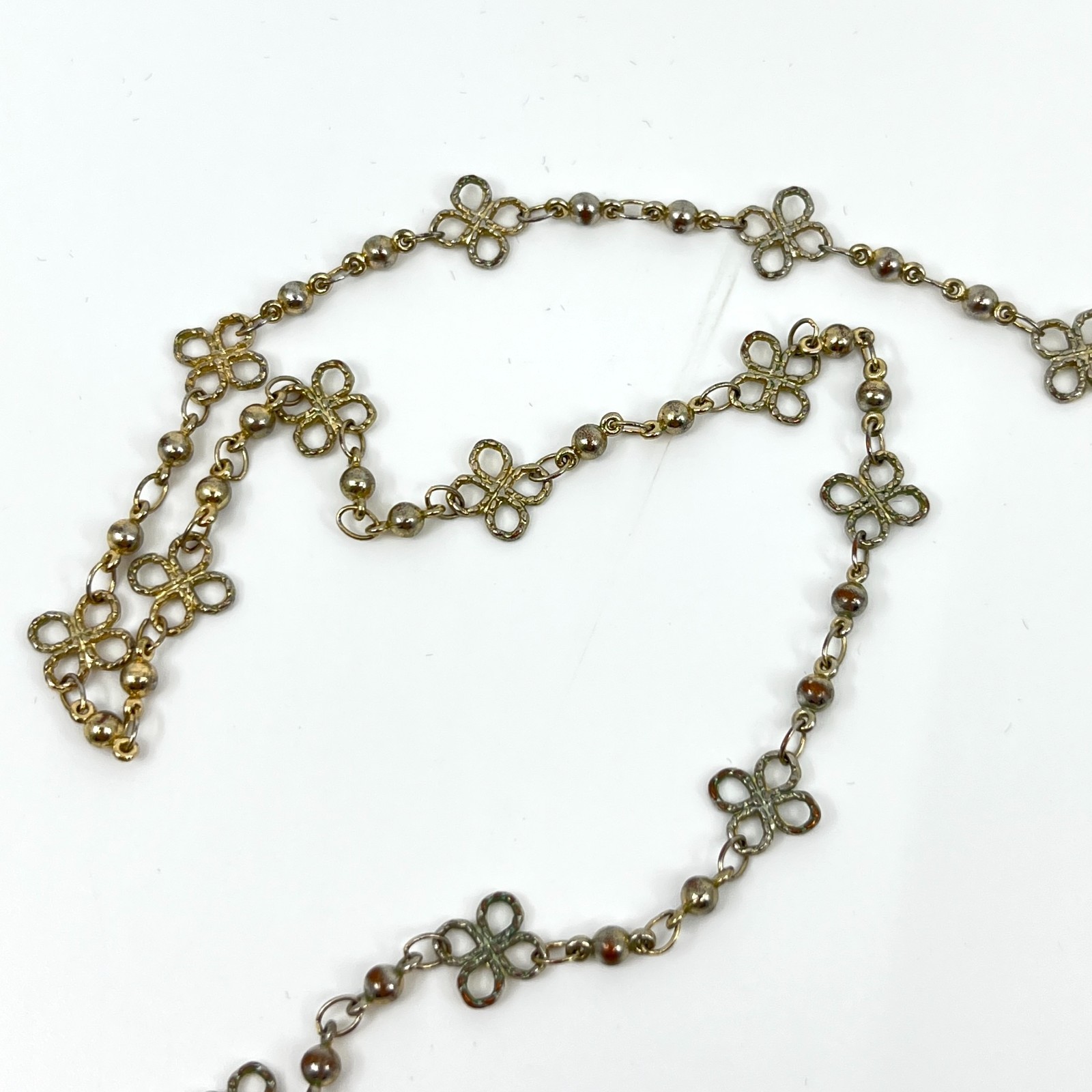 Vintage Gold Tone Quatrefoil Station Necklace Delicate Beaded Chain Classic