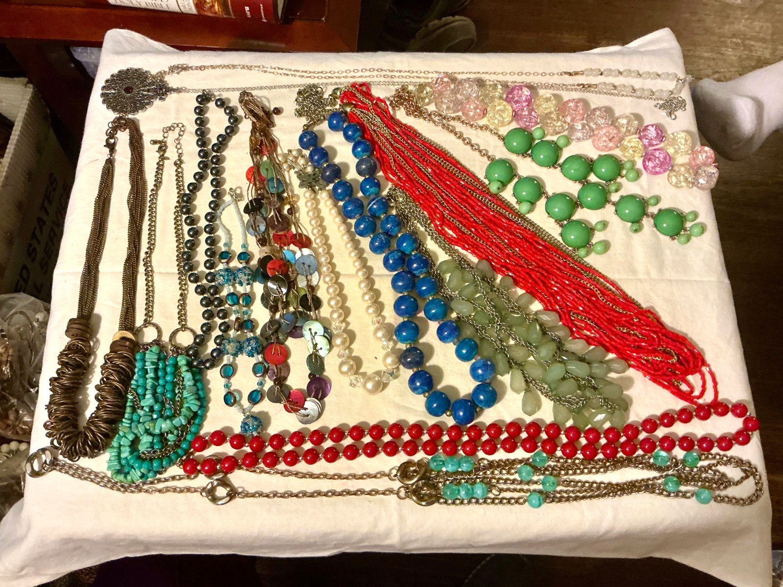 15 piece necklace lot some are vintage