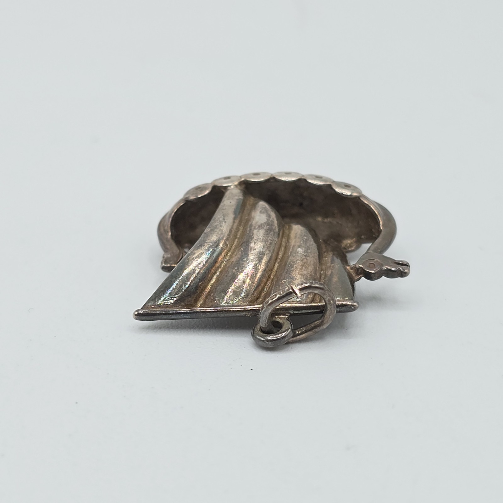 VTG Viking Ship Pendant Silver Dragon Boat Norse Nautical Unmarked 7g 1″ READ