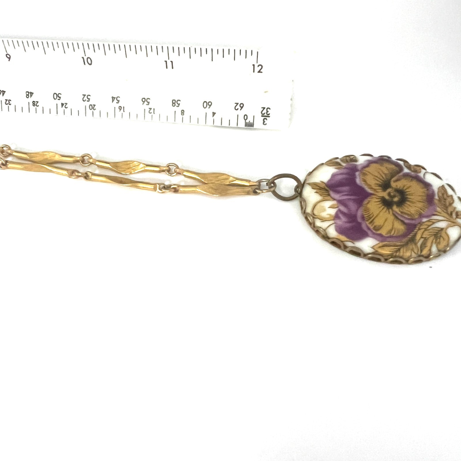 Vintage Gold Tone Cable Chain Necklace With Purple & Gold Pansy Pendant 24″