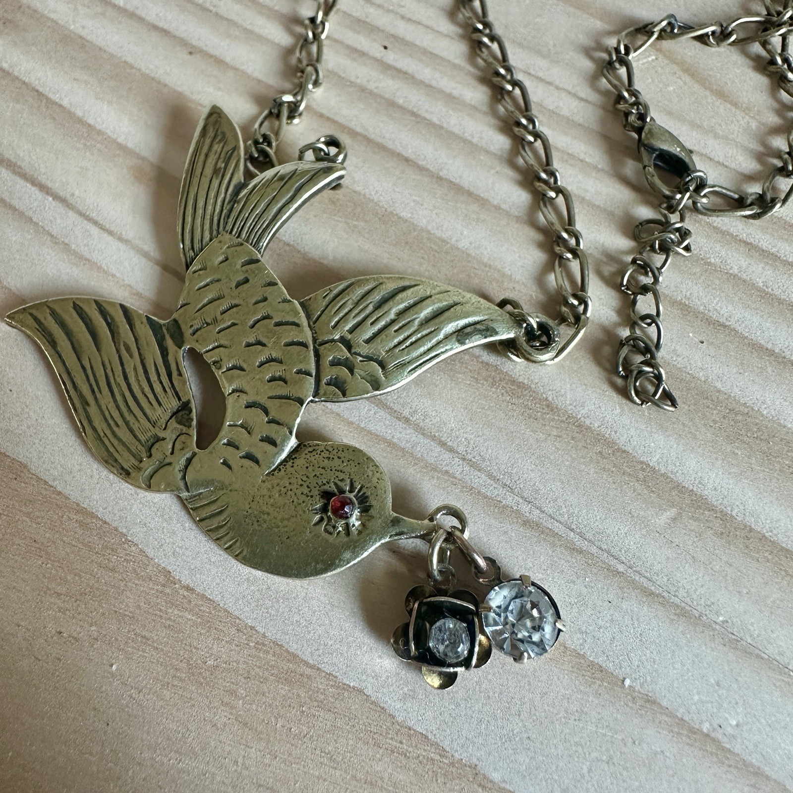 Vintage Dove Swallow Bird Pendant Necklace 26 Inch Rhinestone Gold Animal