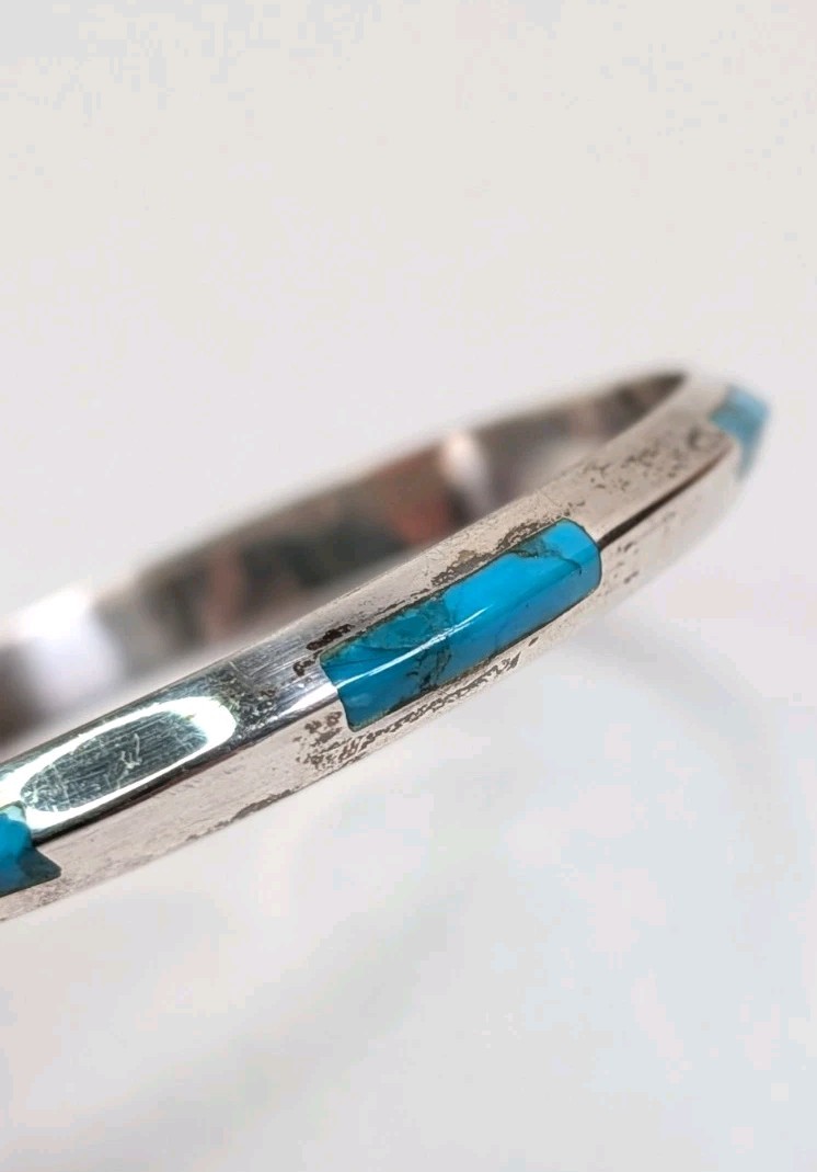 Vintage Turquoise Inlay Bangle Domed Sterling Silver Hinged Opening Size 7.25