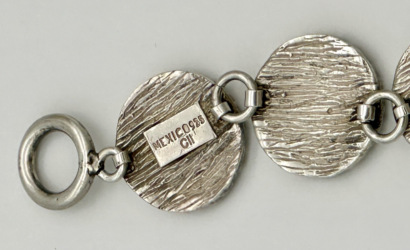 Sterling Silver 925 Mexico CII Textured Dome Disk and Toggle Closer Bracelet 44g