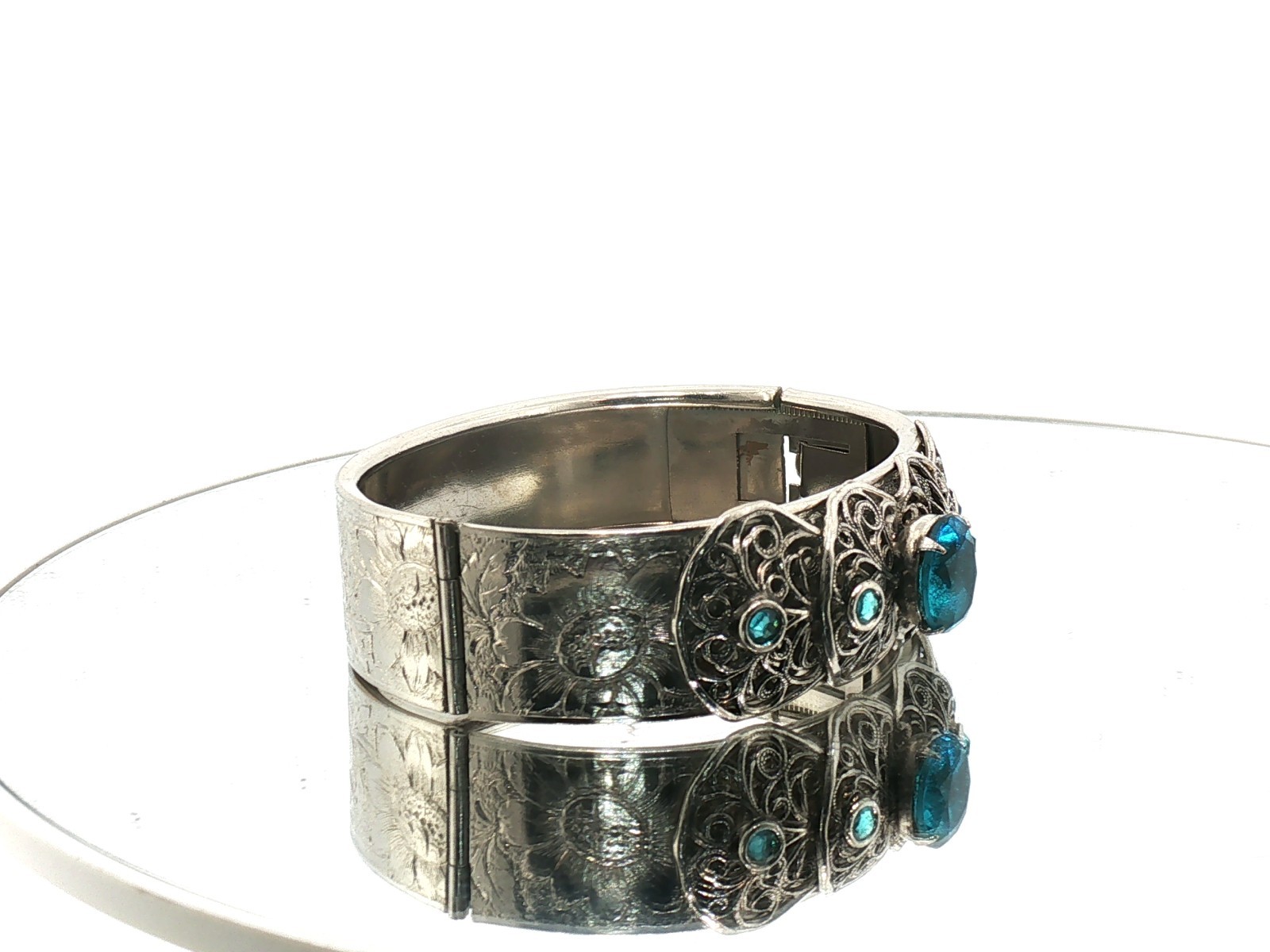 Vintage Art Deco Filigree Cuff Bracelet Silver Tone Blue Stones Openwork