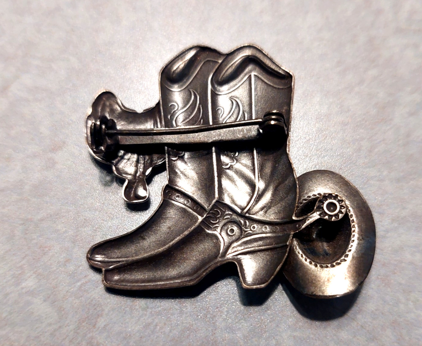 Vintage Pin Brooch Western Cowboy Hat Boots Saddle Silver Tone Jewelry hat pin