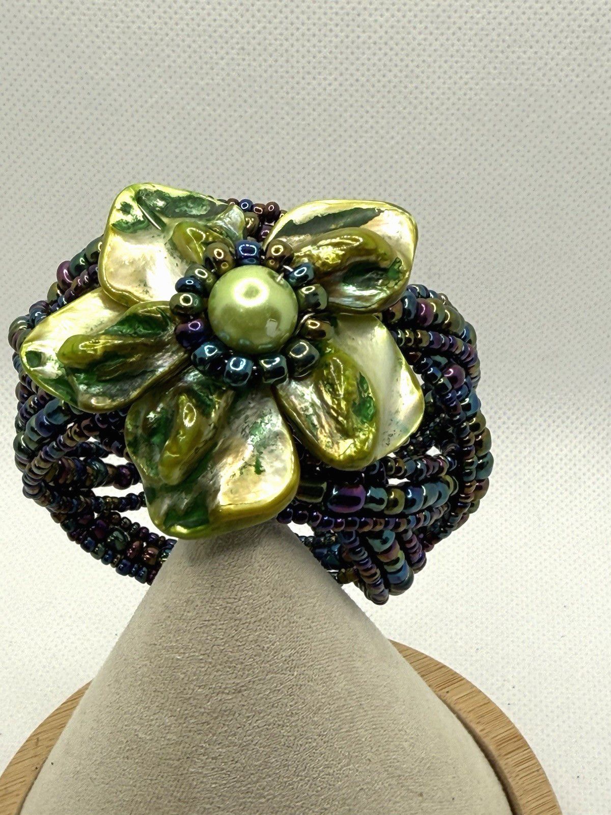 Vintage MOP Shell Flower Cuff Bracelet Iridescent Seed Bead Multi Strand Boho