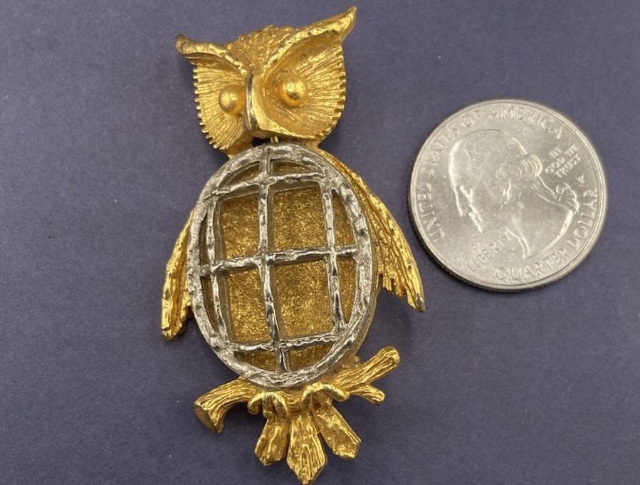 Vintage Whimsical Owl Fancy Brooch Collar Pin Openwork Bird Two Tone