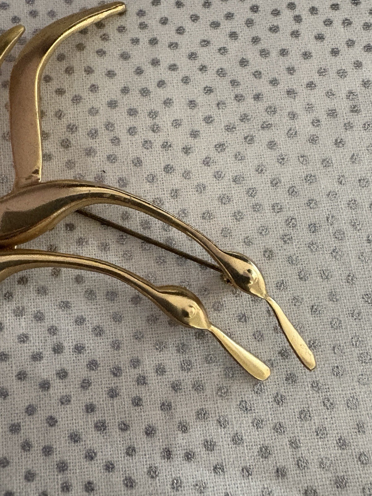Vintage Brooch Pin Bird Gold Tone Brooch Looks Like Unsigned ORENA PARIS