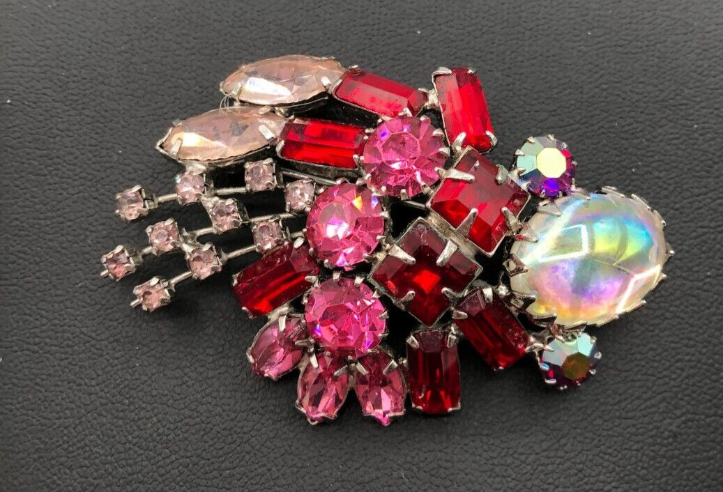VTG Pink & Red Rhinestones Brooch Pin Iridescent Cabochon MCM 1950s Estate