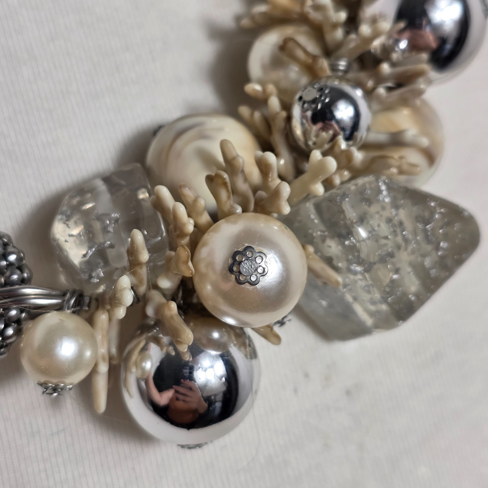 Chunky Statement Necklace Silver Chain Multi-Textured Design Silver & Cream Tone