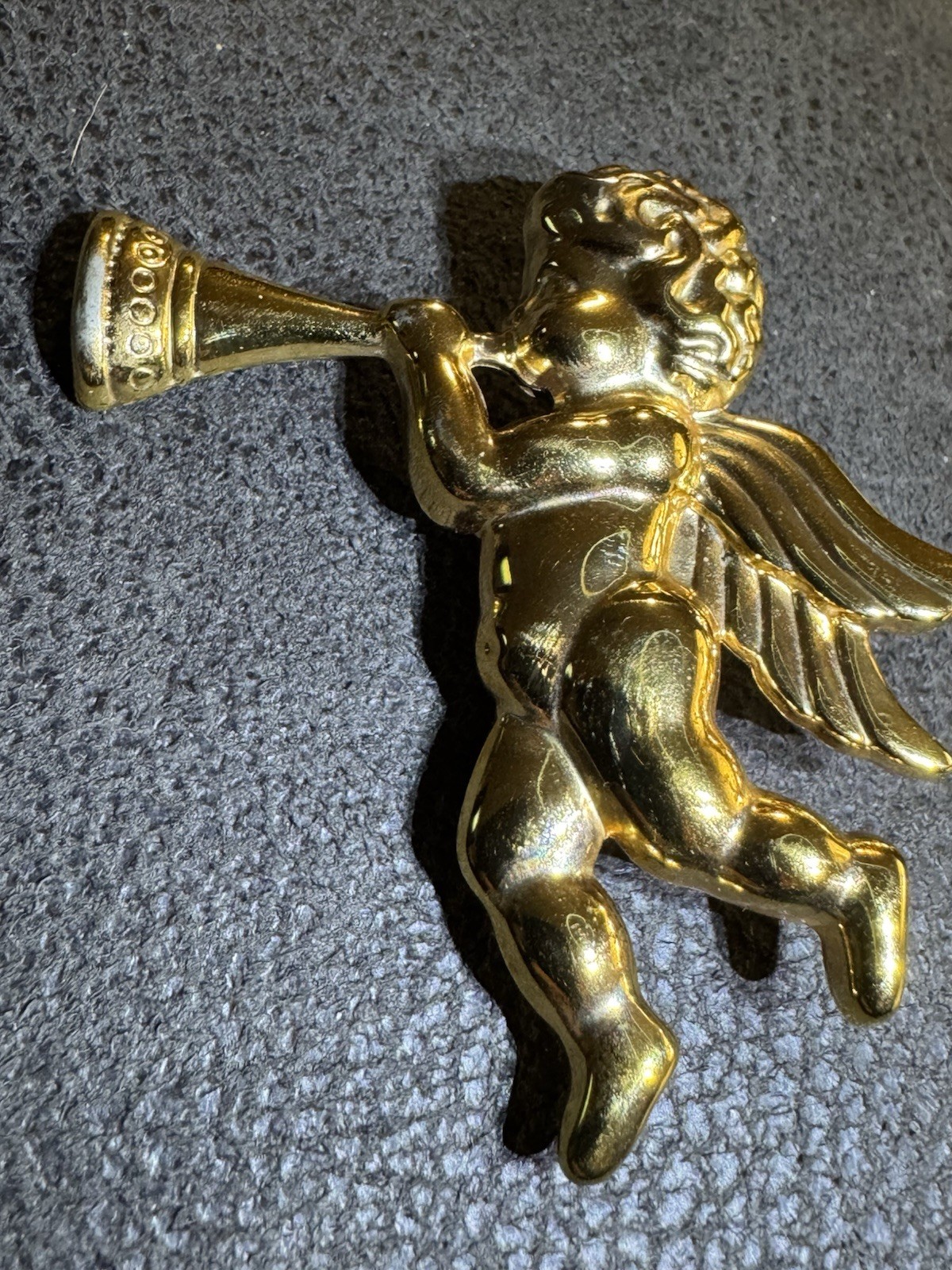 Angel Cherub With Trumpet Brooch Pin Pendant Gold Tone Vintage 2.25″