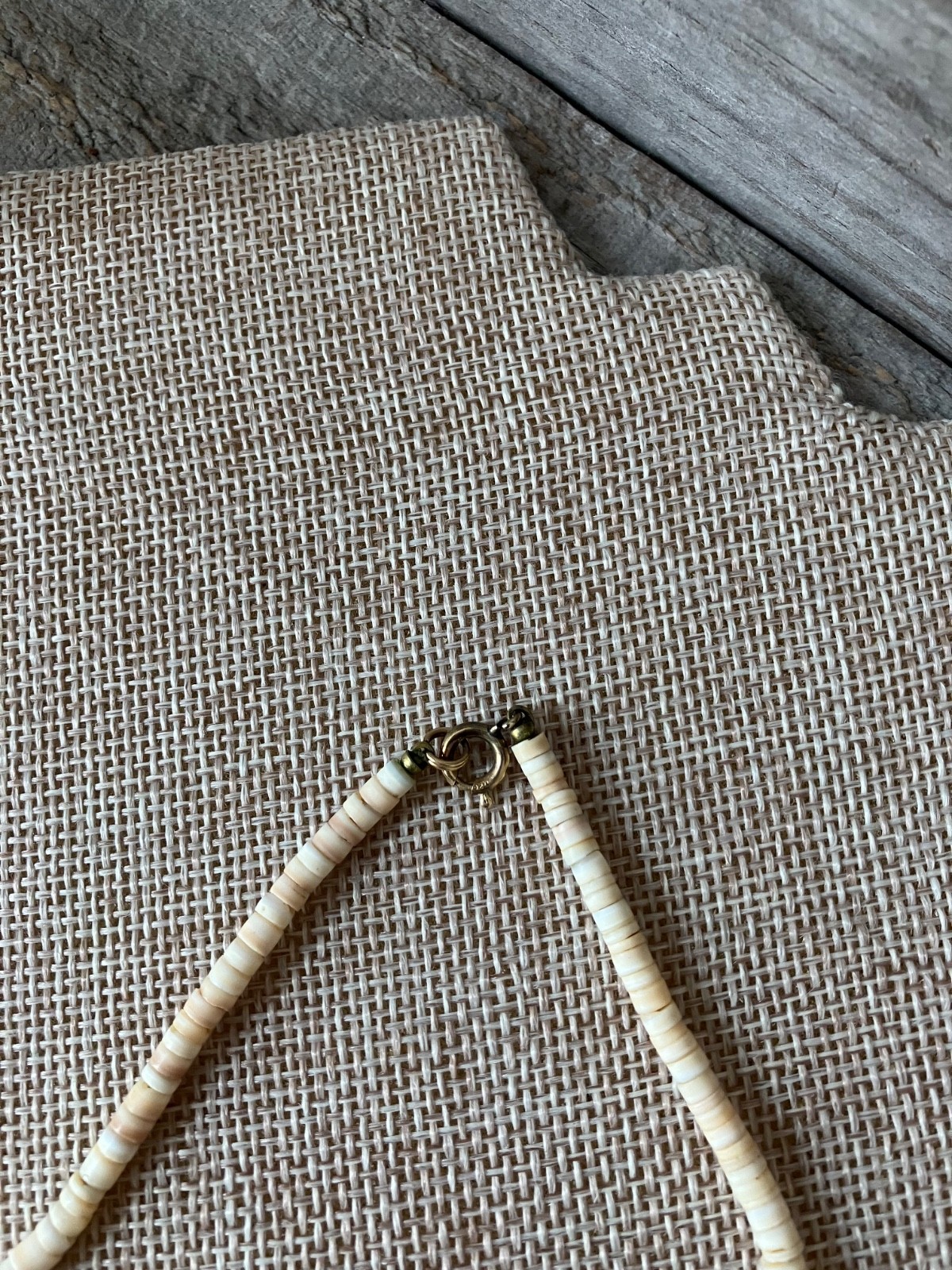 Vtg Shell and Horn Heishi Bead Necklace with Gold Filled Clasp 15.5″ Long