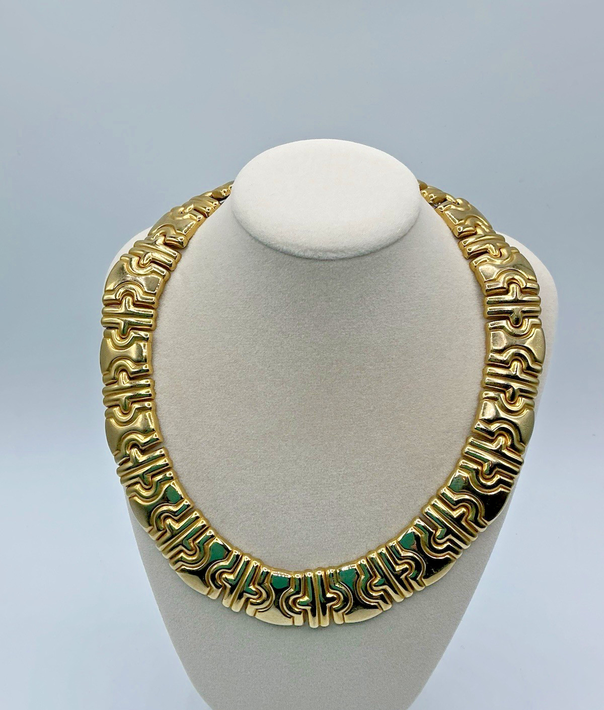 Vtg Gold Tone Wide Link Chunky Statement Collar Choker Necklace Egyptian Style