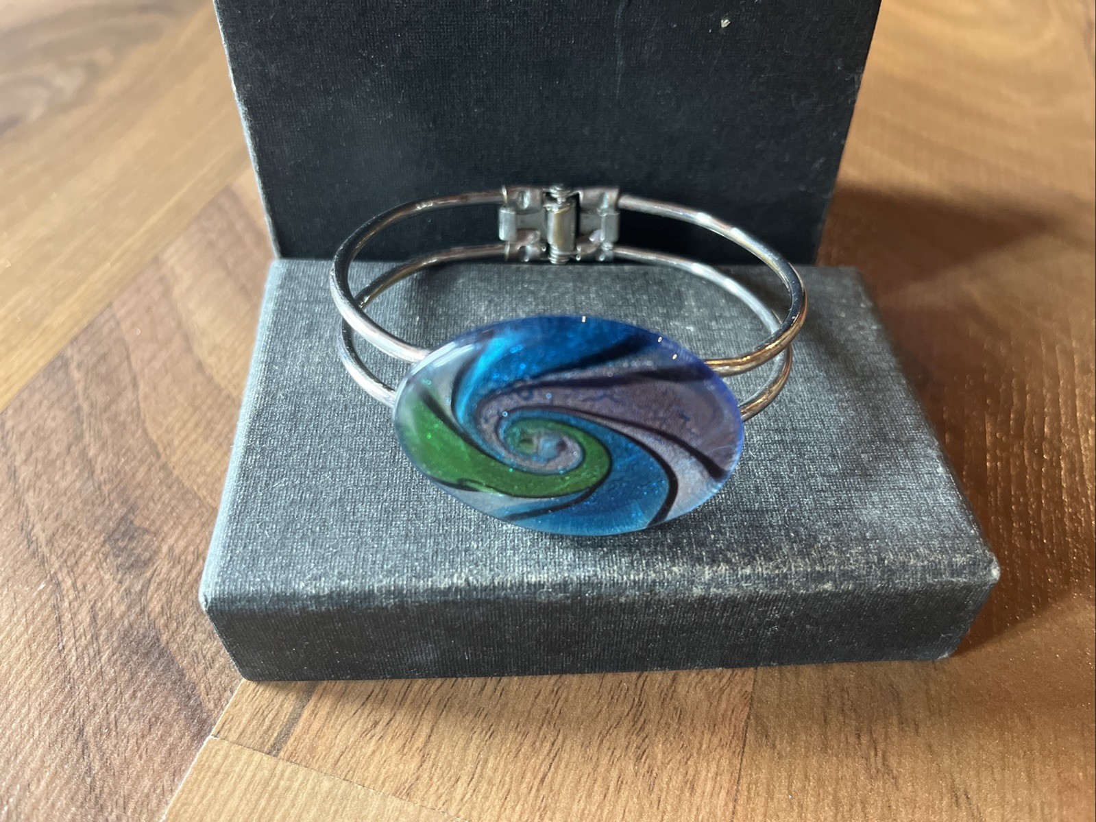 VTG Blue Green White & Purple Dichroic Glass Spiral Swirl Hinge Bangle Bracelet